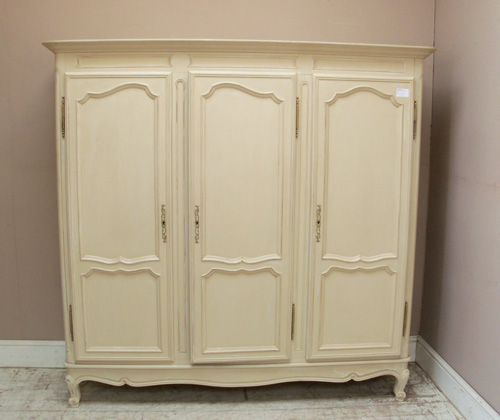 Deco Chambre Couleur Bleu : Armoire Chambre Style Provencal Th century antique french louis xv Deco Chambre Couleur Bleu : Armoire Chambre Style Provencal Th century antique french louis xv