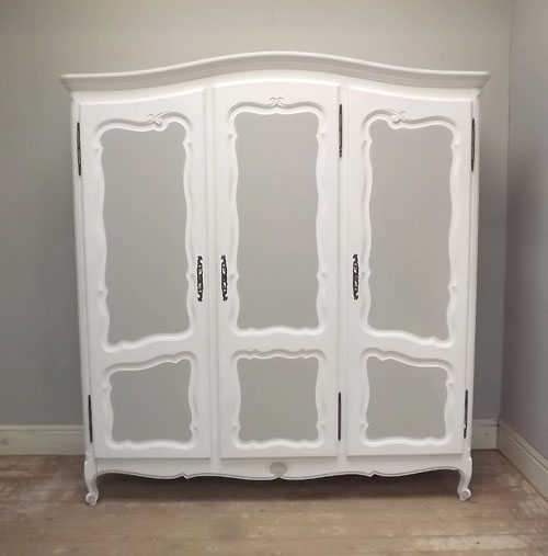 If2980 3 Door French Provencal Style Armoire