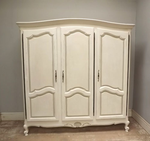 Deco Chambre Couleur Bleu : Armoire Chambre Style Provencal Th century antique french louis xv Deco Chambre Couleur Bleu : Armoire Chambre Style Provencal Th century antique french louis xv