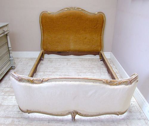 french capitone bed